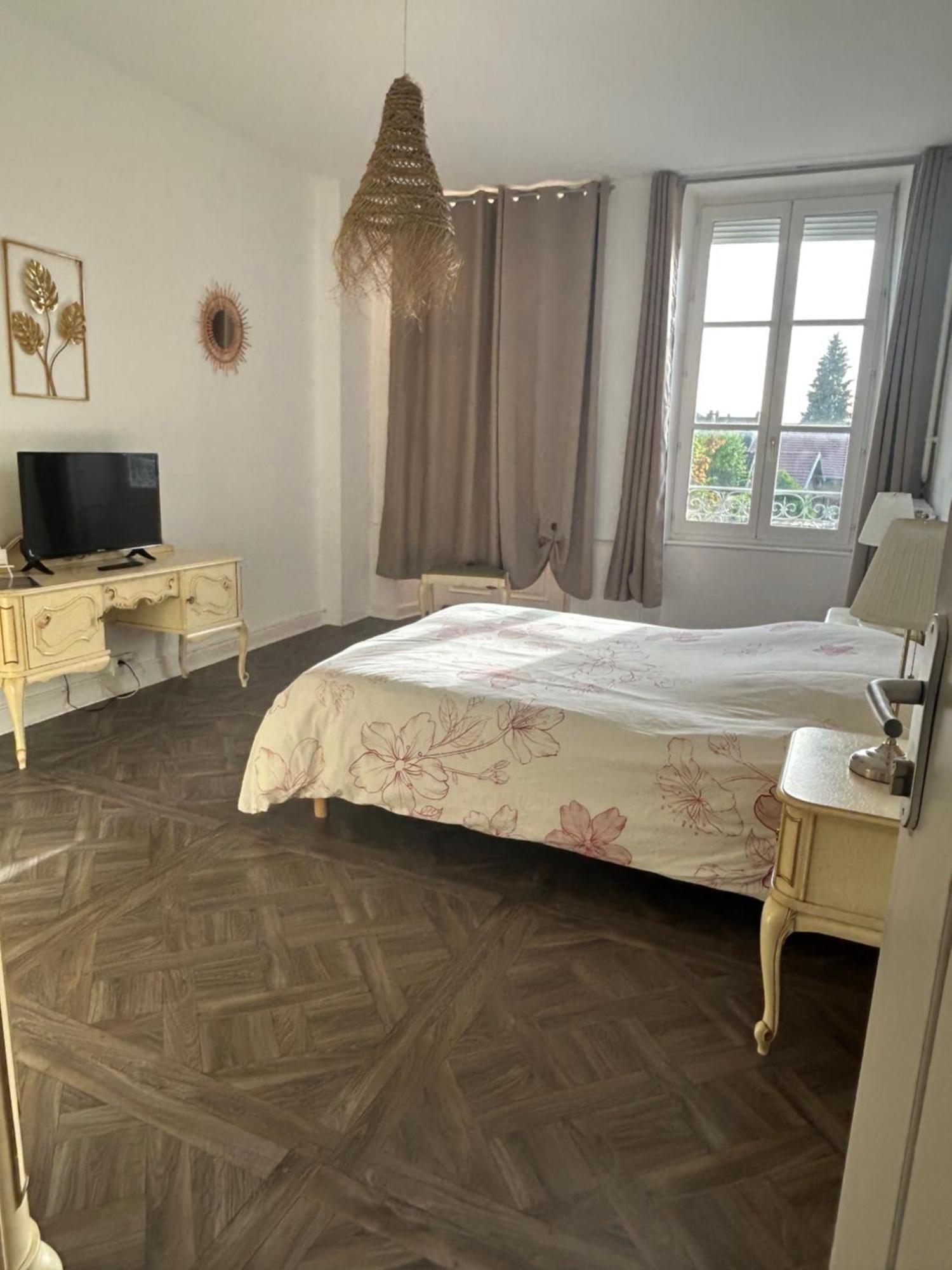 Le Napoleon Hotel Luxeuil-les-Bains Luaran gambar